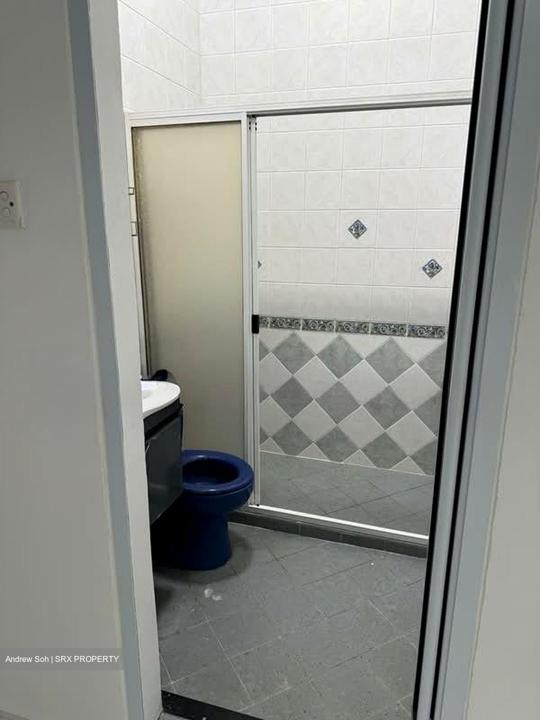 Joo Chiat Road (D15), Terrace #545835941
